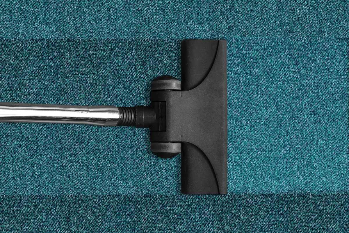 vacuum cleaner, vacuuming, cleaning, cleanup, carpet, carpeting, vacuum, clean, cleanliness, cleaning equipment, cleaning, cleaning, cleaning, cleaning, cleanin