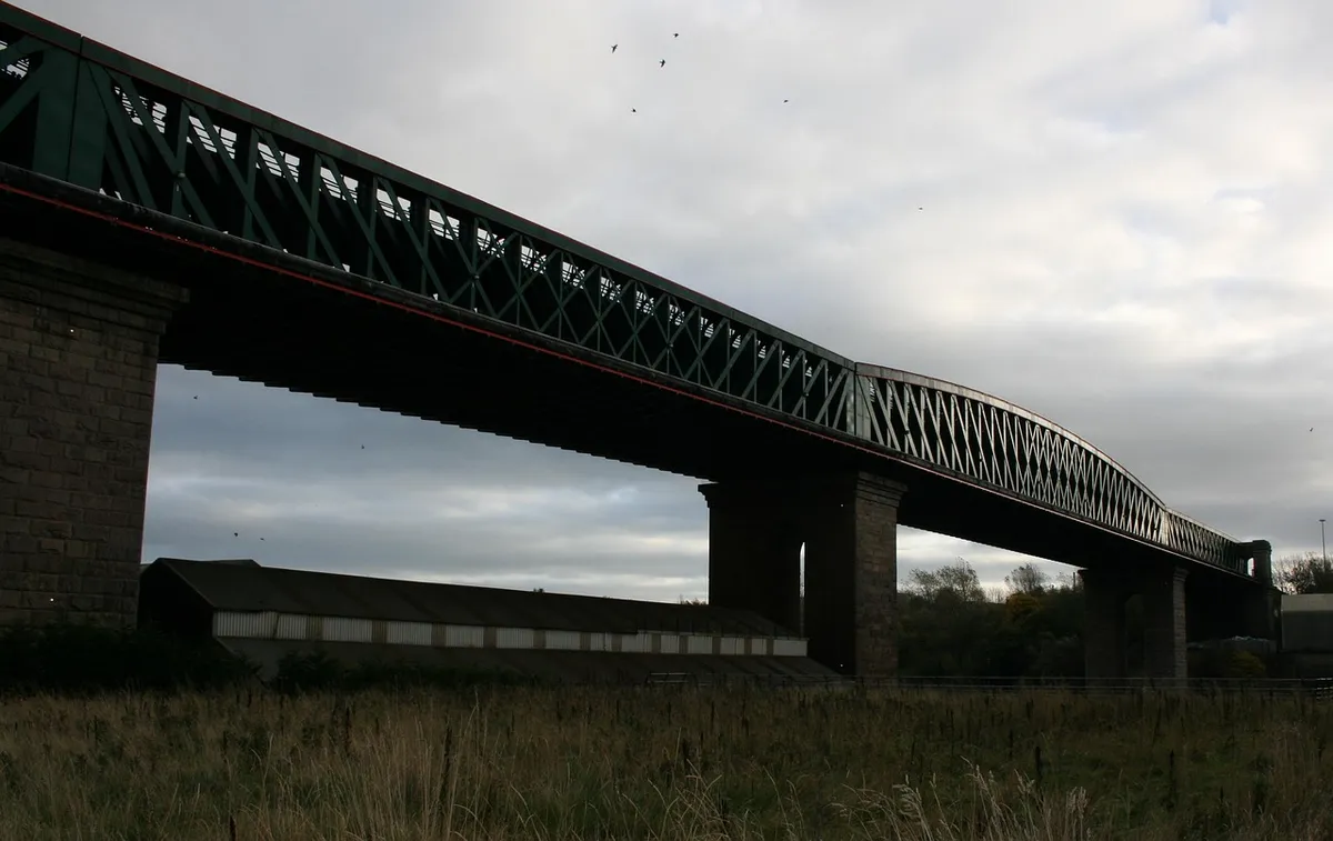 queen alexandra bridge, bridge, overpass, bypass, road, construction, transportation, connection, suspension, junction, architectural, engineering, structure, t